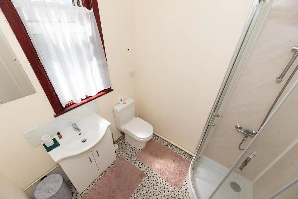 Apartament Barking Road Comfy House Londyn Wielka Brytania